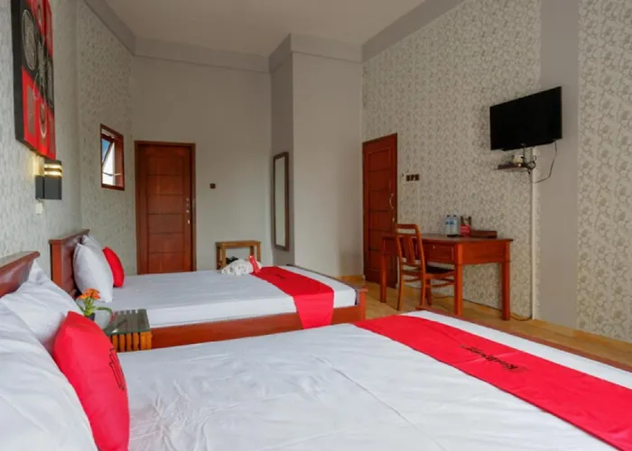 RedDoorz Syariah near Gerbang Tol Manyaran Hotel Semarang